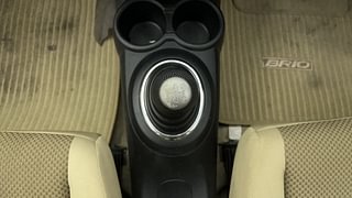 Used 2012 Honda Brio [2011-2016] V MT Petrol Manual interior GEAR  KNOB VIEW