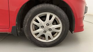 Used 2012 Honda Brio [2011-2016] V MT Petrol Manual tyres RIGHT FRONT TYRE RIM VIEW