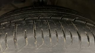 Used 2016 Maruti Suzuki Baleno [2015-2019] Delta Petrol Petrol Manual tyres LEFT FRONT TYRE TREAD VIEW