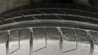 Used 2016 Honda BR-V [2016-2020] S MT Petrol Petrol Manual tyres RIGHT FRONT TYRE TREAD VIEW