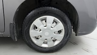 Used 2012 Maruti Suzuki Wagon R 1.0 [2010-2019] LXi Petrol Manual tyres RIGHT FRONT TYRE RIM VIEW