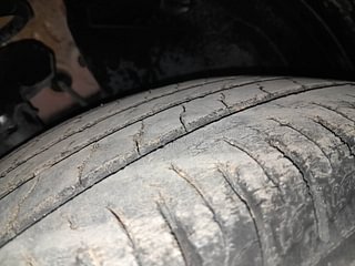 Used 2020 Kia Sonet GTX Plus 1.5 AT Diesel Automatic tyres RIGHT FRONT TYRE TREAD VIEW