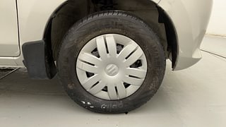 Used 2014 Maruti Suzuki Alto 800 [2012-2016] LXI CNG Petrol+cng Manual tyres RIGHT FRONT TYRE RIM VIEW