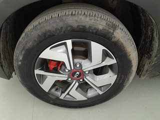 Used 2020 Kia Sonet GTX Plus 1.5 AT Diesel Automatic tyres LEFT FRONT TYRE RIM VIEW