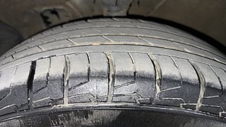 Used 2018 Hyundai Creta [2015-2018] 1.6 SX Plus Auto Petrol Petrol Automatic tyres LEFT FRONT TYRE TREAD VIEW