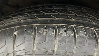 Used 2018 Maruti Suzuki S-Cross [2017-2020] Zeta 1.3 Diesel Manual tyres LEFT FRONT TYRE TREAD VIEW