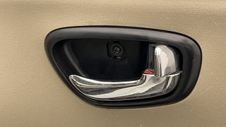 Used 2012 Hyundai i10 [2010-2016] Magna 1.2 Petrol Petrol Manual top_features Central locking
