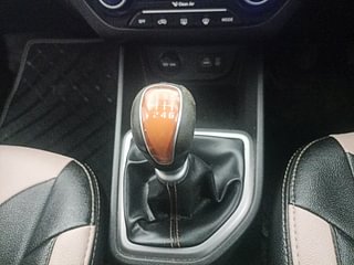 Used 2018 Hyundai Creta SX+ SE Petrol Manual interior GEAR  KNOB VIEW