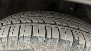 Used 2018 Maruti Suzuki Dzire [2017-2020] VDi AMT Diesel Automatic tyres RIGHT FRONT TYRE TREAD VIEW