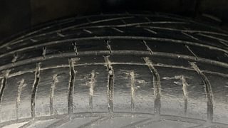 Used 2018 Maruti Suzuki S-Cross [2017-2020] Zeta 1.3 Diesel Manual tyres RIGHT FRONT TYRE TREAD VIEW