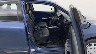 Used 2016 Maruti Suzuki Baleno [2015-2019] Delta Petrol Petrol Manual interior RIGHT SIDE FRONT DOOR CABIN VIEW
