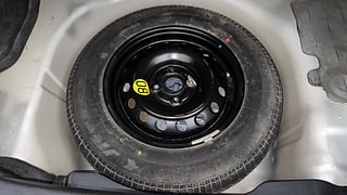 Used 2017 Maruti Suzuki Swift Dzire ZXI Petrol Manual tyres SPARE TYRE VIEW