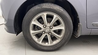 Used 2014 Hyundai Grand i10 [2013-2017] Asta 1.2 Kappa VTVT Petrol Manual tyres LEFT FRONT TYRE RIM VIEW