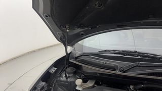 Used 2018 Maruti Suzuki Dzire [2017-2020] VDi AMT Diesel Automatic engine ENGINE RIGHT SIDE HINGE & APRON VIEW
