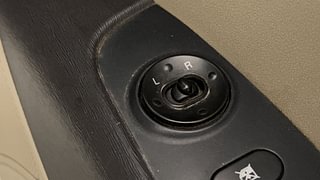 Used 2012 Hyundai i10 [2010-2016] Magna 1.2 Petrol Petrol Manual top_features Adjustable ORVM