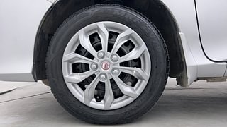 Used 2015 Honda City [2014-2017] SV Petrol Manual tyres LEFT FRONT TYRE RIM VIEW