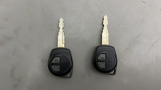 Used 2018 Maruti Suzuki Dzire [2017-2020] VDi AMT Diesel Automatic extra CAR KEY VIEW