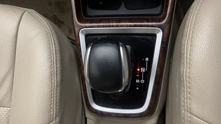 Used 2018 Maruti Suzuki Dzire [2017-2020] VDi AMT Diesel Automatic interior GEAR  KNOB VIEW