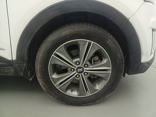 Used 2018 Hyundai Creta SX+ SE Petrol Manual tyres RIGHT FRONT TYRE RIM VIEW