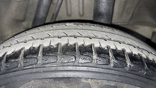 Used 2015 Honda City [2014-2017] SV Petrol Manual tyres LEFT REAR TYRE TREAD VIEW