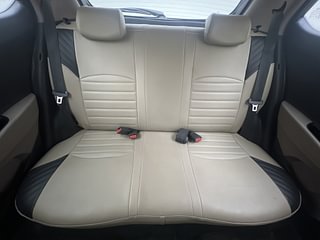 Used 2014 Hyundai Grand i10 [2013-2017] Asta 1.2 Kappa VTVT Petrol Manual interior REAR SEAT CONDITION VIEW