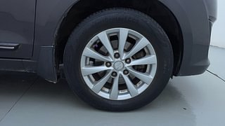 Used 2012 Maruti Suzuki Ertiga [2012-2015] ZXi Petrol Manual tyres RIGHT FRONT TYRE RIM VIEW