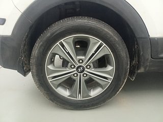 Used 2018 Hyundai Creta SX+ SE Petrol Manual tyres RIGHT REAR TYRE RIM VIEW