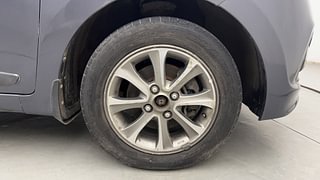 Used 2014 Hyundai Grand i10 [2013-2017] Asta 1.2 Kappa VTVT Petrol Manual tyres RIGHT FRONT TYRE RIM VIEW