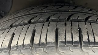 Used 2017 Hyundai Xcent [2014-2017] SX Petrol Petrol Manual tyres LEFT FRONT TYRE TREAD VIEW