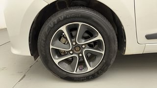 Used 2017 Hyundai Grand i10 [2017-2020] Asta 1.2 Kappa VTVT Petrol Manual tyres LEFT FRONT TYRE RIM VIEW