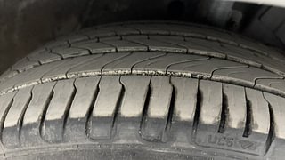 Used 2018 Maruti Suzuki Baleno [2015-2019] Zeta AT Petrol Petrol Automatic tyres RIGHT FRONT TYRE TREAD VIEW