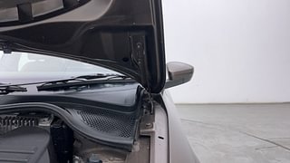 Used 2016 Skoda Rapid [2014-2016] Style Plus AT Diesel Diesel Automatic engine ENGINE LEFT SIDE HINGE & APRON VIEW