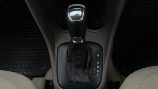 Used 2016 Skoda Rapid [2014-2016] Style Plus AT Diesel Diesel Automatic interior GEAR  KNOB VIEW