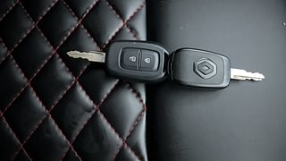 Used 2023 Renault Kwid 1.0 RXT SCE Petrol Manual extra CAR KEY VIEW