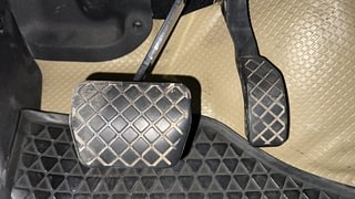 Used 2016 Skoda Rapid [2014-2016] Style Plus AT Diesel Diesel Automatic interior PEDALS VIEW