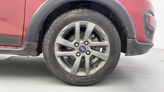 Used 2019 Ford Freestyle [2017-2021] Titanium 1.5 TDCI Diesel Manual tyres RIGHT FRONT TYRE RIM VIEW