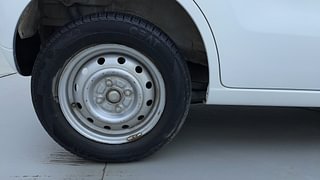 Used 2013 Maruti Suzuki Wagon R 1.0 [2010-2019] LXi Petrol Manual tyres RIGHT REAR TYRE RIM VIEW