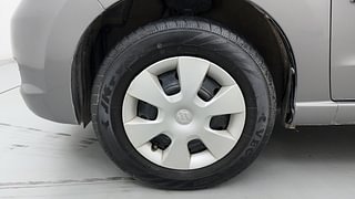 Used 2013 Maruti Suzuki A-Star [2012-2014] VXI Petrol Manual tyres LEFT FRONT TYRE RIM VIEW