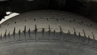 Used 2014 Hyundai i10 [2010-2016] Sportz 1.2 Petrol Petrol Manual tyres LEFT FRONT TYRE TREAD VIEW