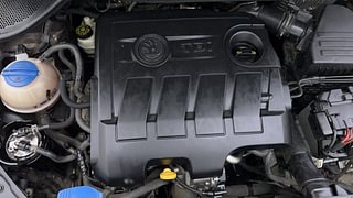 Used 2016 Skoda Rapid [2014-2016] Style Plus AT Diesel Diesel Automatic engine ENGINE RIGHT SIDE VIEW