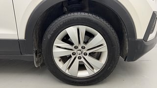 Used 2021 Skoda Kushaq Ambition 1.0L TSI MT Petrol Manual tyres RIGHT FRONT TYRE RIM VIEW