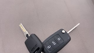 Used 2016 Skoda Rapid [2014-2016] Style Plus AT Diesel Diesel Automatic extra CAR KEY VIEW