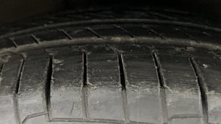 Used 2015 Hyundai Xcent [2014-2017] SX AT (O) Petrol Petrol Automatic tyres RIGHT FRONT TYRE TREAD VIEW