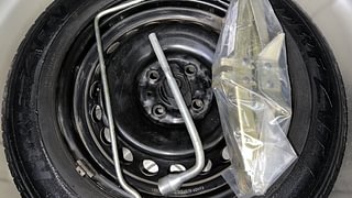 Used 2016 Maruti Suzuki Baleno [2015-2019] Delta AT Petrol Petrol Automatic tyres SPARE TYRE VIEW
