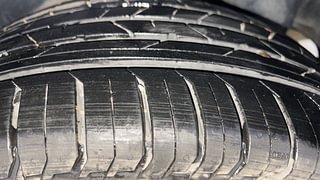 Used 2015 Maruti Suzuki Ciaz [2014-2017] ZXI+ Petrol Manual tyres LEFT REAR TYRE TREAD VIEW