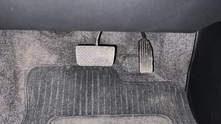 Used 2018 Honda Brio [2017-2018] VX AT Petrol Automatic interior PEDALS VIEW