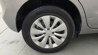 Used 2016 Maruti Suzuki Baleno [2015-2019] Delta AT Petrol Petrol Automatic tyres RIGHT REAR TYRE RIM VIEW