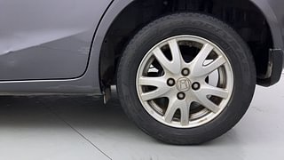 Used 2018 Honda Brio [2017-2018] VX AT Petrol Automatic tyres LEFT REAR TYRE RIM VIEW