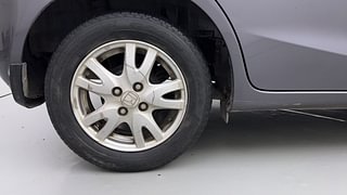 Used 2018 Honda Brio [2017-2018] VX AT Petrol Automatic tyres RIGHT REAR TYRE RIM VIEW