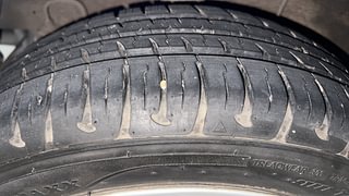 Used 2019 Hyundai Grand i10 [2017-2020] Magna 1.2 Kappa VTVT CNG Petrol+cng Manual tyres RIGHT REAR TYRE TREAD VIEW